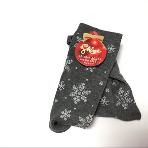 Shine Holiday Christmas Socks Size 9-11 Gray White